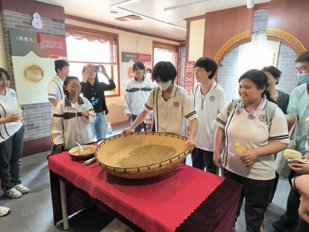 图片8.jpg